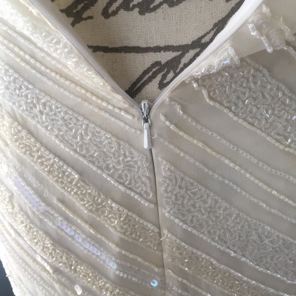 Gorgeous ivory sequin formal evening gown - Picture 4 of 8